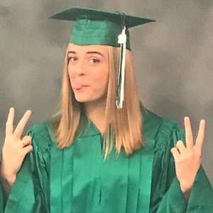 Meet your Posher, Katelynn